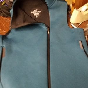 Nike vest